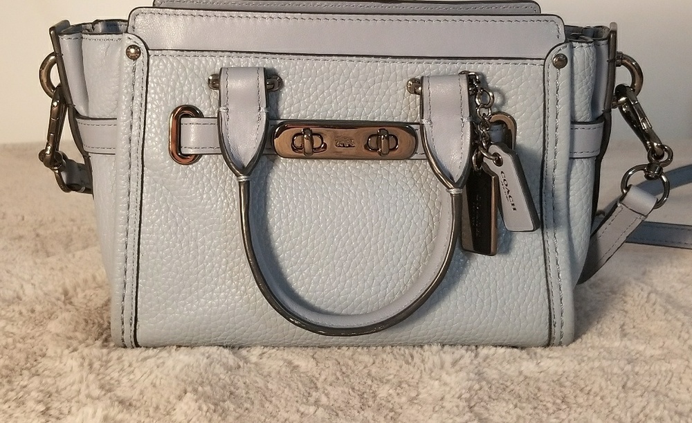 Coach mini swagger